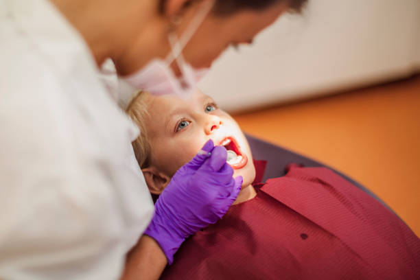 Best Emergency Tooth Extraction in Bloomington, IL